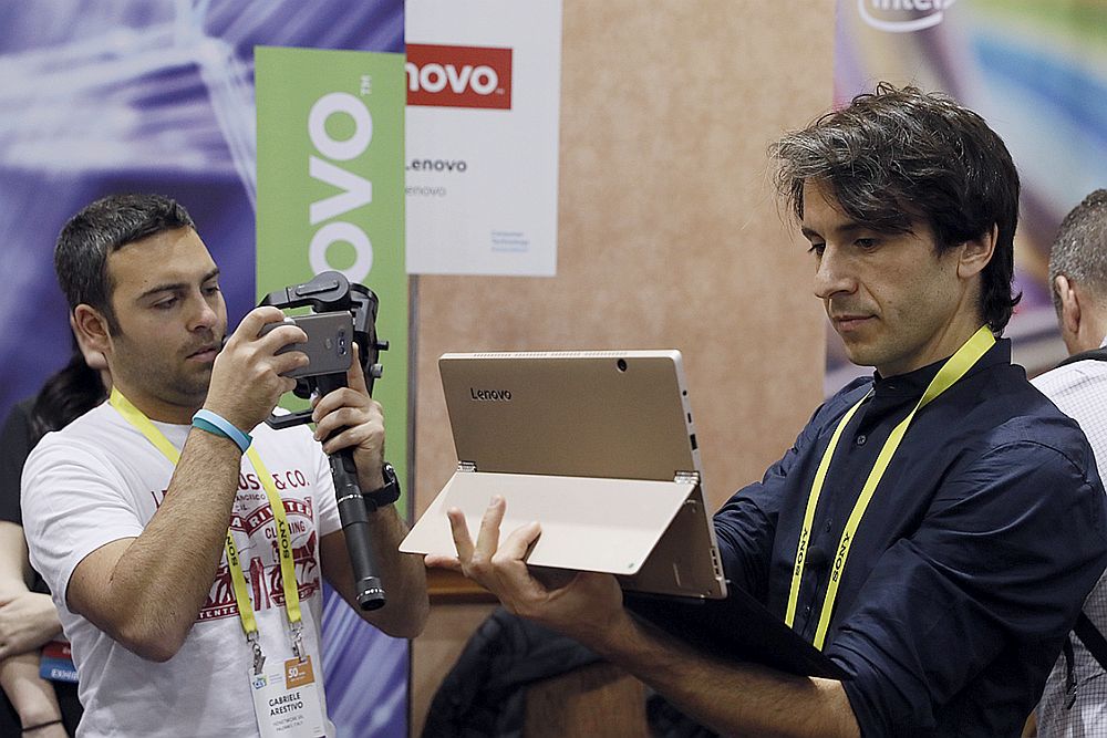 Lenovo product demo at CES Unveiled Las Vegas