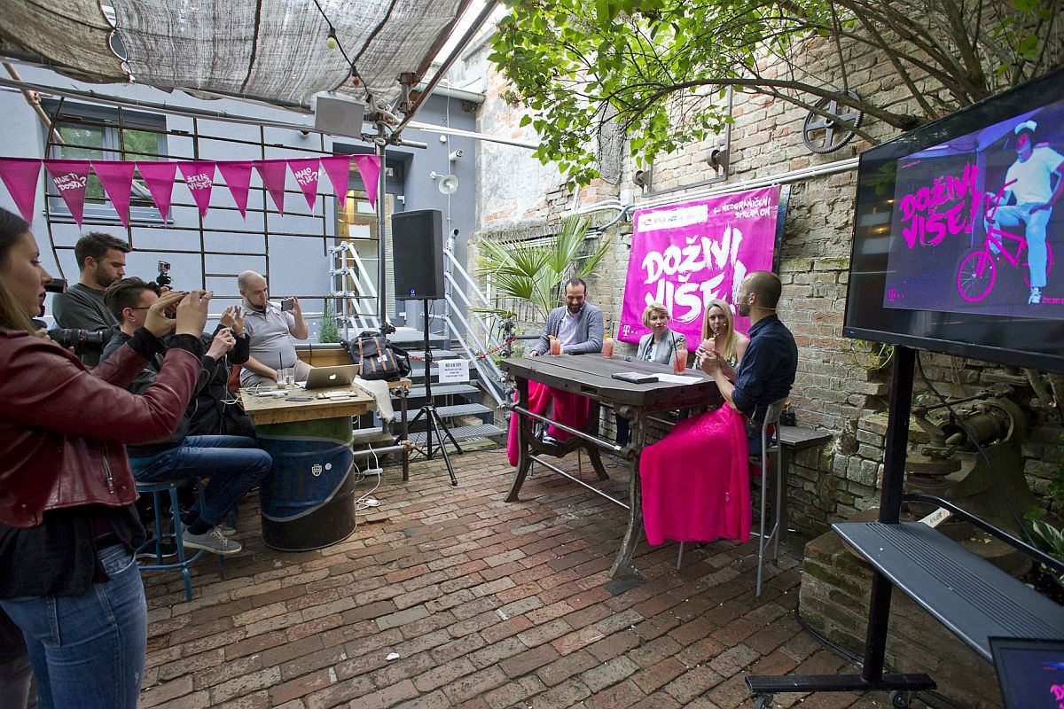 Doivi vie live stream