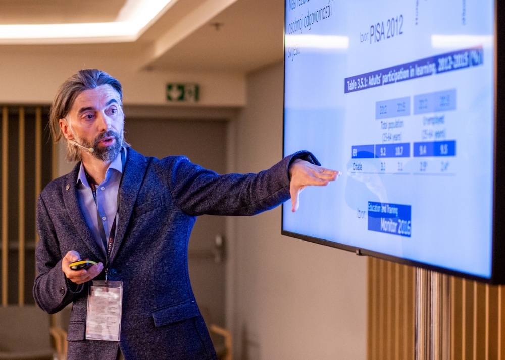 Mislav Balkovic dekan Visokog ucilista Algebra