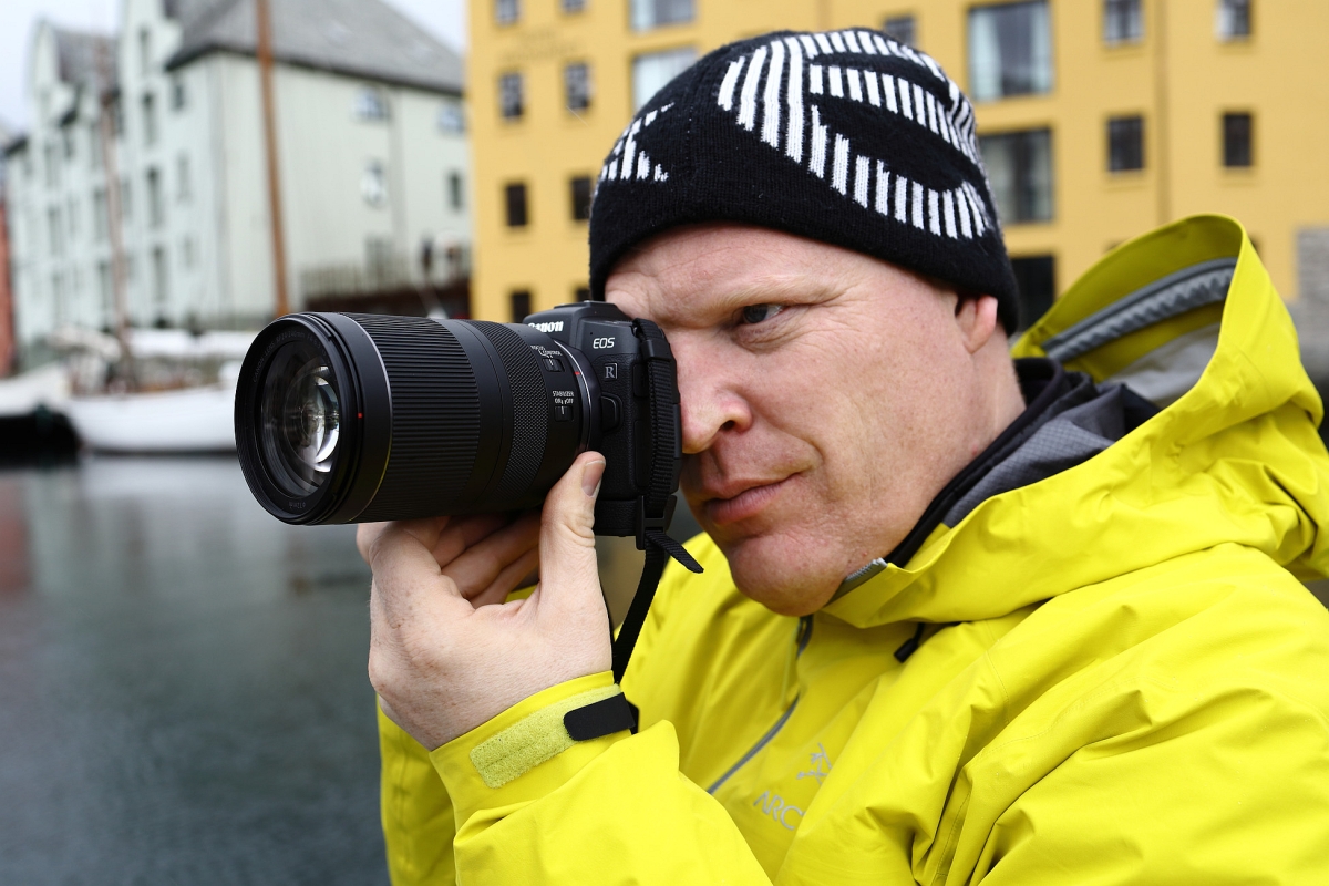 Richard Walch iskuava novi objektiv RF 24 240mm F4 6.3 IS USM