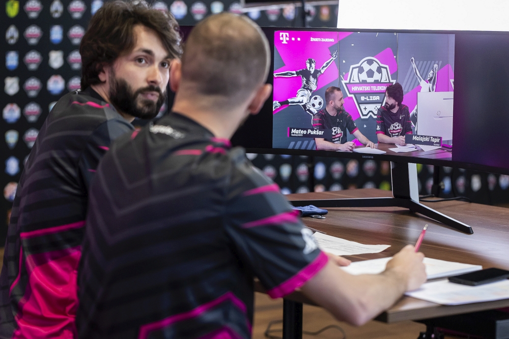 Voditelji Malajski Tapir i Mateo Puskar