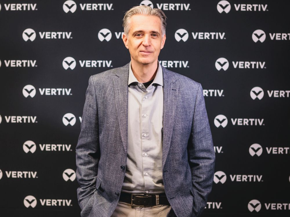 Viktor Petik - Vertiv