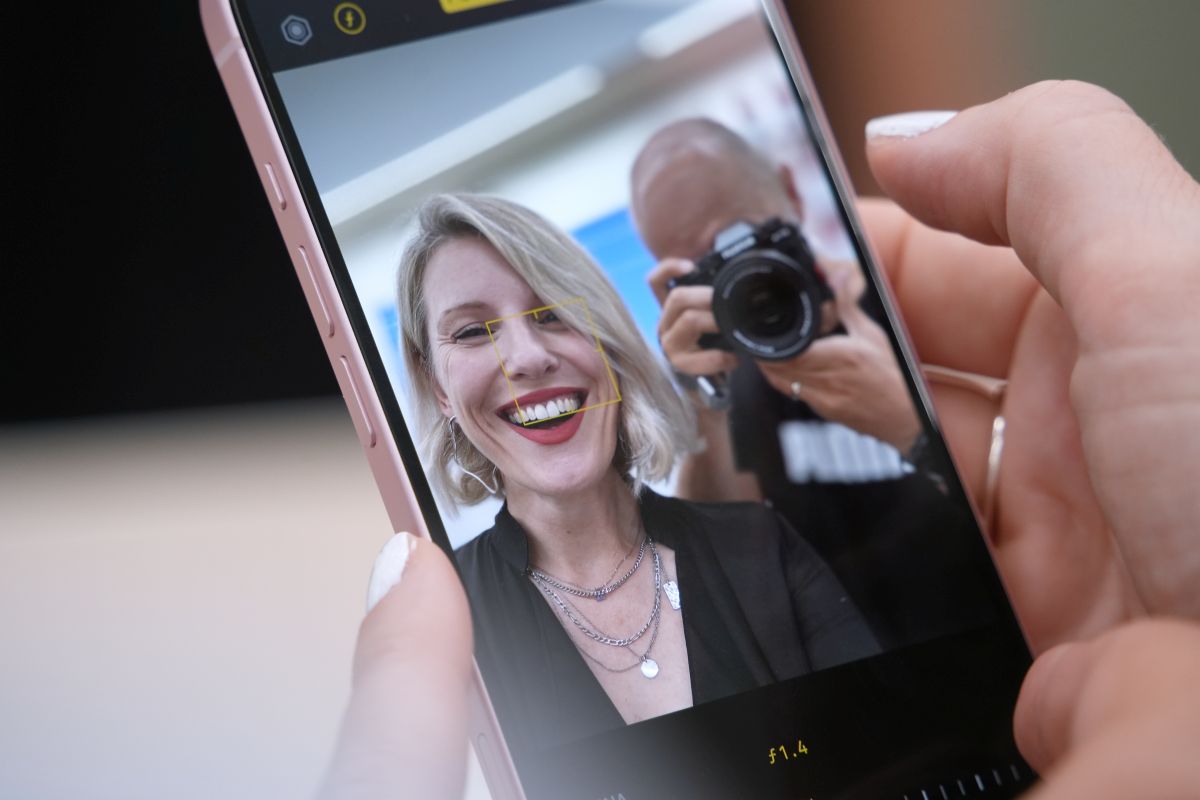 Apple 15 - Ida Prester