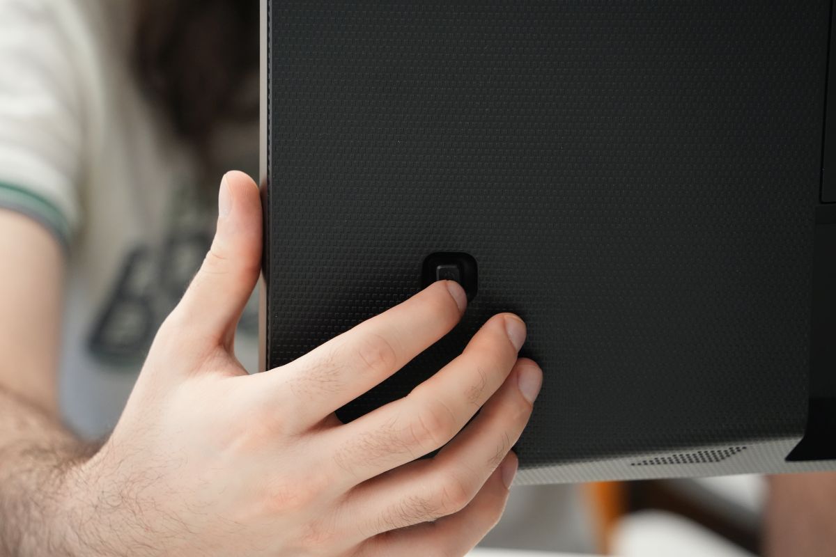 Pozadina - dugme za postavke menua