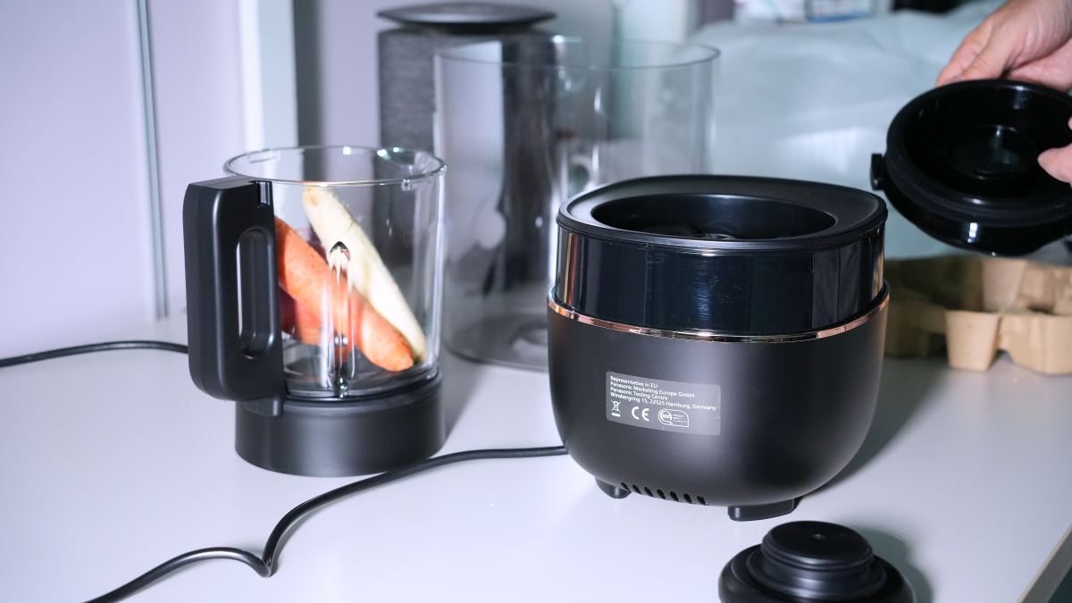 Panasonic-blender-MX-HG4401-sastavljanje