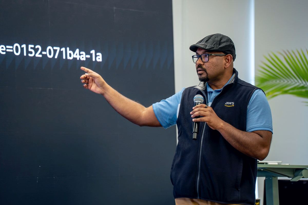 Shiva Mahalingham | glavni evangelist za AI i strojno učenje u Amazon Web Serviceu