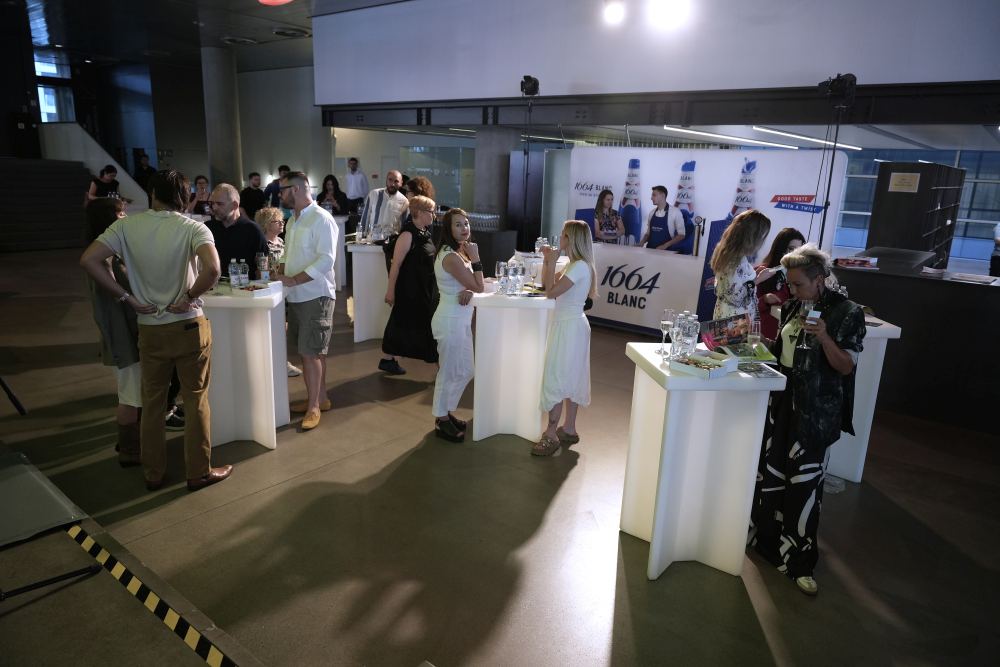 Storybook promocija powered by HONOR 