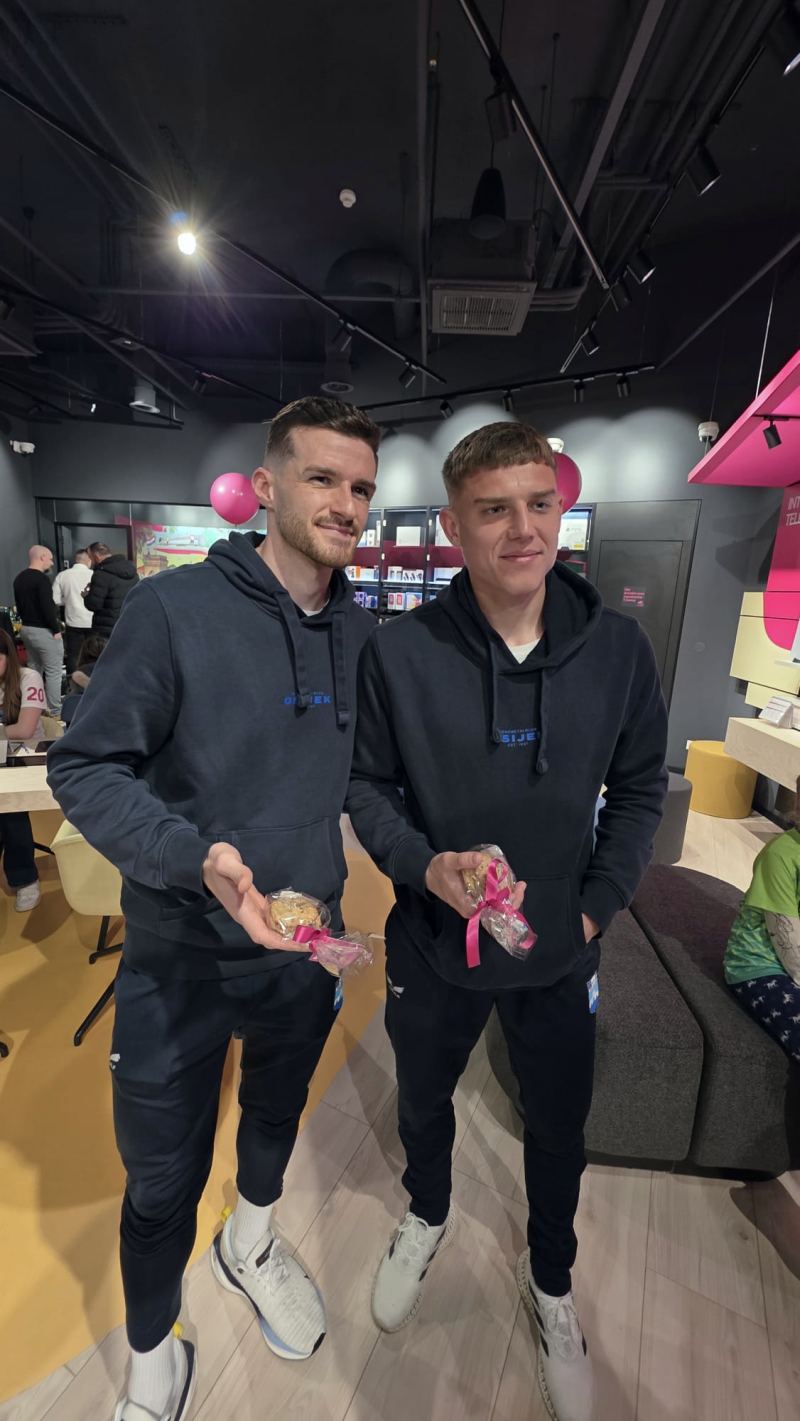 igrači NK Osijeka Oleksandr Petrusenko i Jon Mersinaj