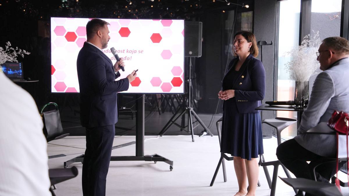 Ilija Radić - prof. dr. sc. Ivana Dvorski Lacković | FOI Varaždin