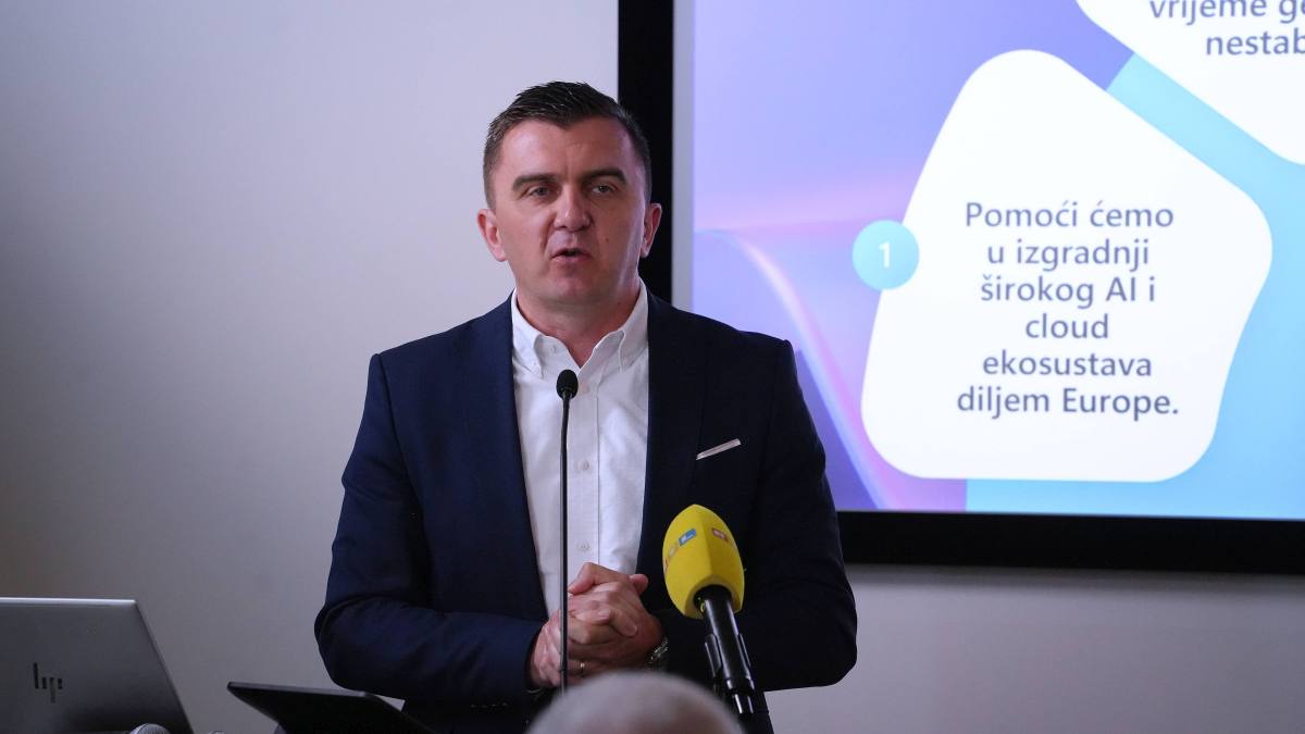 Tomislav Vračić, regionalni direktor za tehnologiju, višedržavni klaster Južne Europe, Microsoft