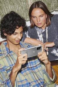 ONEPLUS PREDSTAVIO ONEPLUS 8T PAMETNI TELEFON