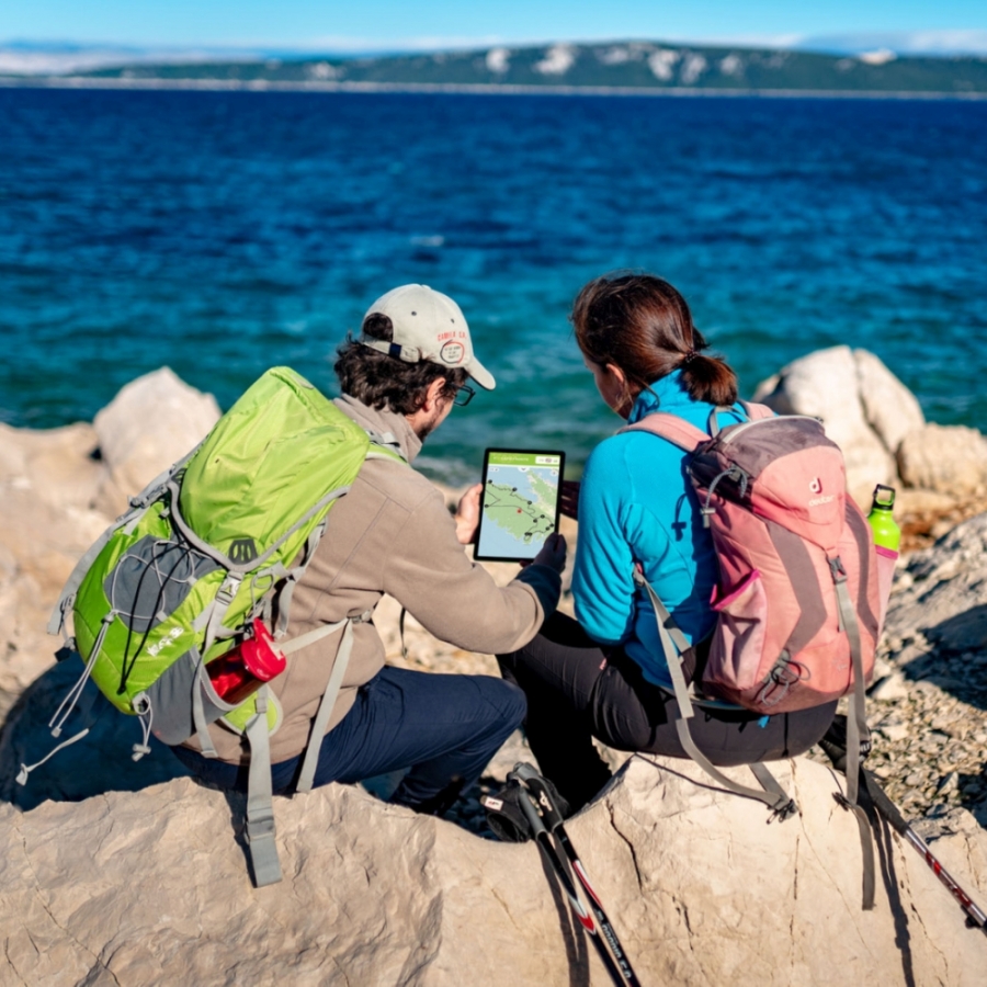 Rab Archaeological (T)races &ndash; aplikacija koja vas vodi poučnim stazama i upoznaje s kulturnom ba&scaron;tinom otoka Raba
