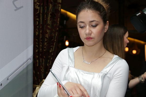 U HRVATSKOJ PREDSTAVLJEN HTC 10 - SAVR&Scaron;ENSTVO DESETKE