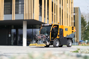 Prvo hrvatsko komunalno vozilo slavi 10-ti rođendan