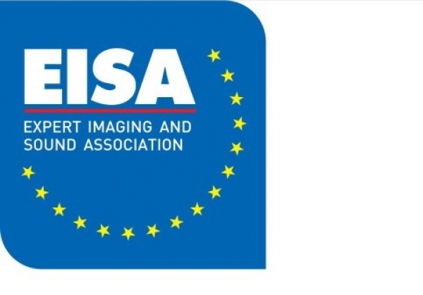 Sony slavi uspjeh na EISA 2020 uključujući prvu nagradu za Vlogging kameru godine