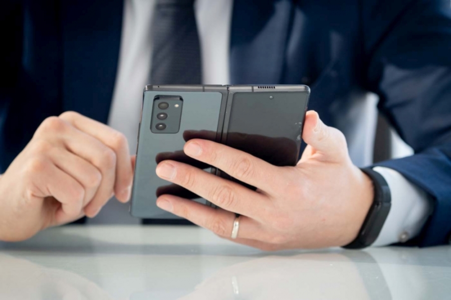 Kako maksimalno iskoristiti Galaxy Z Fold2 za posao i zabavu