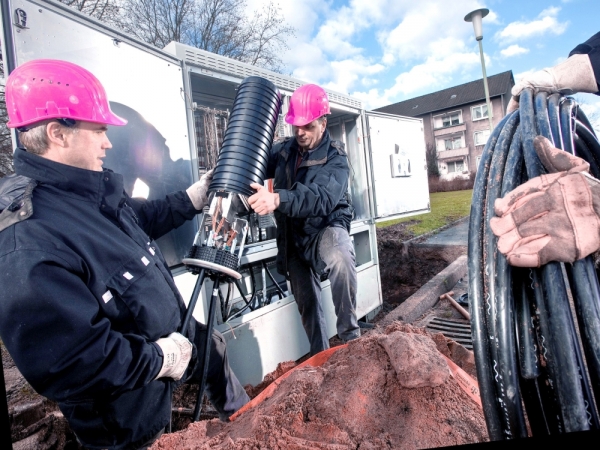 Hrvatski Telekom kroz ulaganje vrijedno 12,5 milijuna kuna spaja 5.000 kućanstava Malog Lo&scaron;inja na optiku