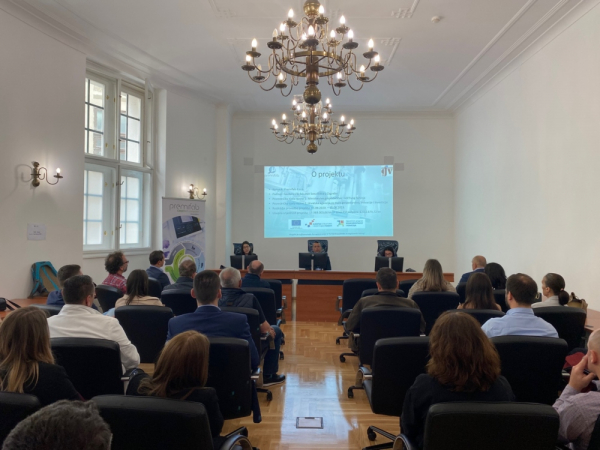 Nekoć otpadni destilacijski talog pretvaraju u nove proizvode za građevinsku i asfaltnu industriju te industriju boja i lakova