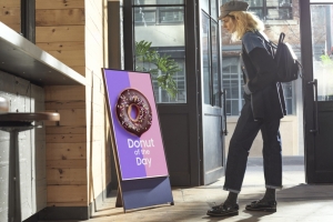 Prvi rotirajući televizor na svijetu stigao na domaće trži&scaron;te: Samsung The Sero