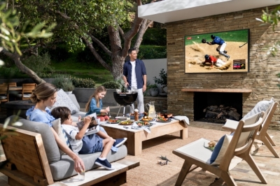 SAMSUNG THE TERRACE - doživljaj QLED tehnologije na otvorenome