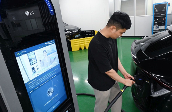LG Electronics KROČI &bdquo;PUNOM PAROM NAPRIJED&ldquo; U RJE&Scaron;ENJIMA ZA PUNJAČE ELEKTRIČNIH VOZILA