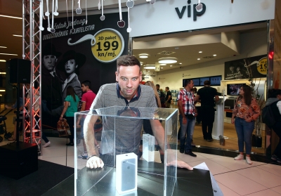 iPhone 7 je od 23.09.dostupan u Vipnetovom webshopu, kao i u Vip shopovima