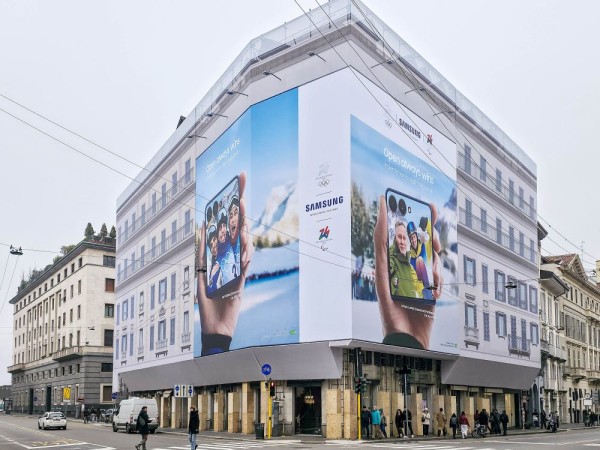 San Babila - Kampanja tvrtke Samsung &bdquo;Open Always Wins&ldquo; ugledat će svjetlo dana u Milanu