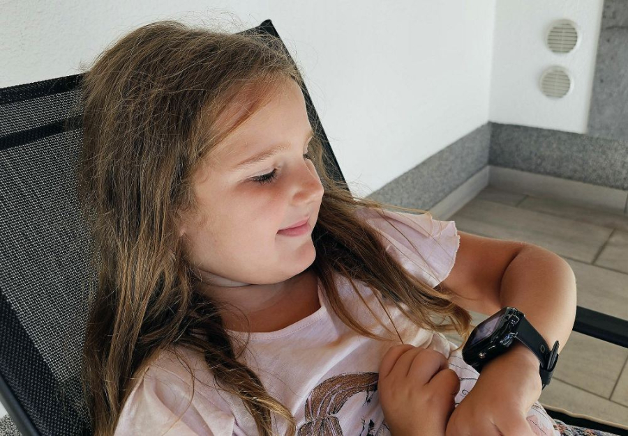 Korisni dodaci svakodnevnom životu: meanit tablet, pametni telefon, pametni sat i zvučnik