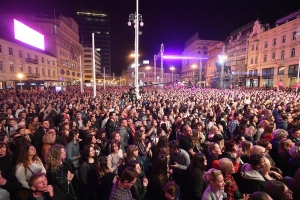 Drugi rođendan Magente 1 Hrvatski telekom je obilježio koncertom Tonyja Cetinskog uz vi&scaron;e od 40.000 ljudi