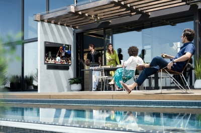 Samsung The Terrace televizori dobitnici prvog certifikata za gledanje na otvorenom