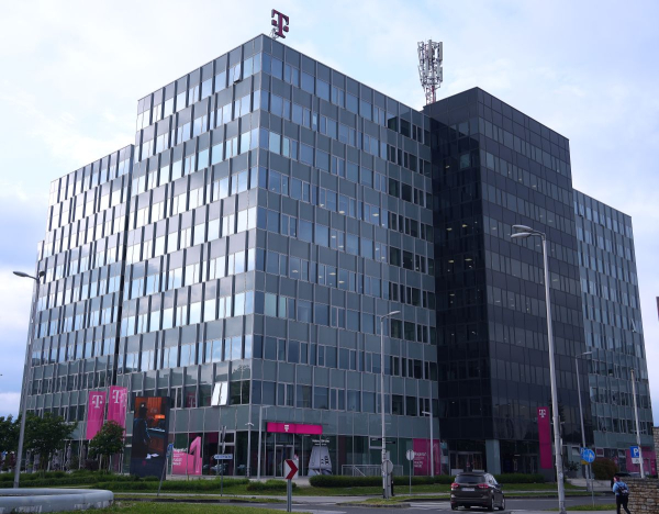 Upravna zgrada - Hrvatski Telekom