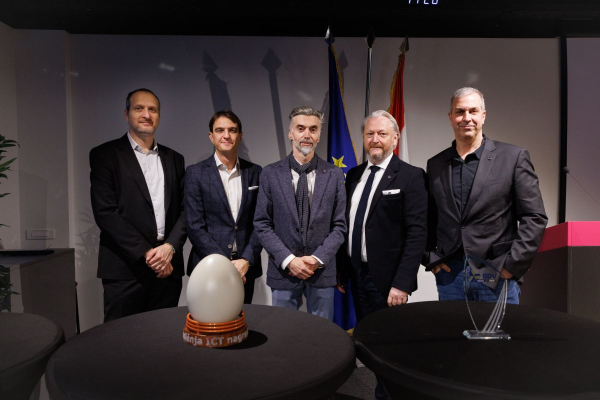 Algebra - prvi STRES CHECK